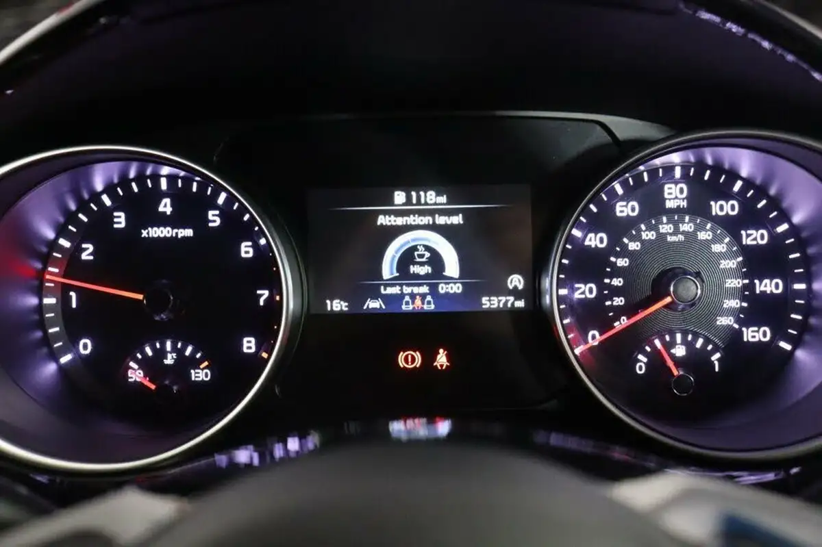 2022-kia-pro-ceed-15-t-gdi-gt-line-big-15