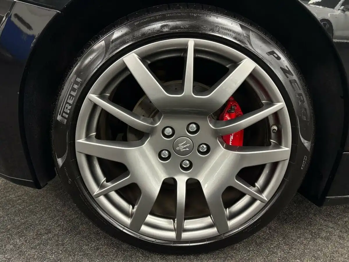 2016-maserati-granturismo-42-big-73