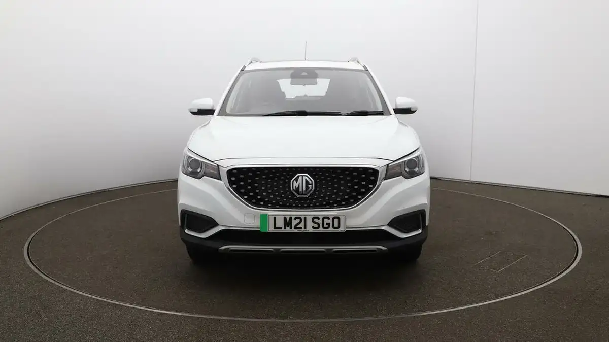 2021-mg-zs-suv-e-exclusive-ev-big-2