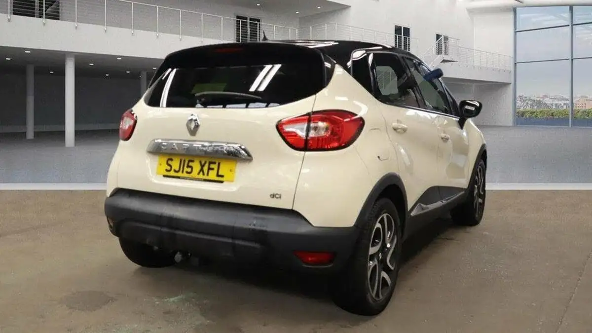 2015-renault-captur-15dci-dynamique-s-90bhp-energyss-big-3