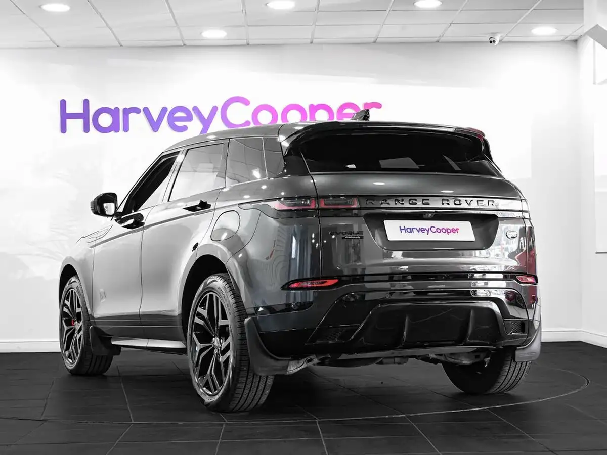 2023-land-rover-range-rover-evoque-15-p300e-autobiography-big-5