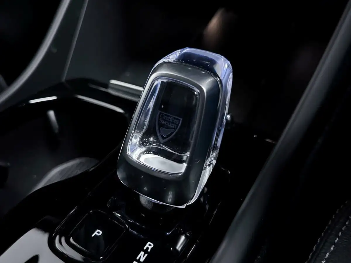 2023-volvo-xc40-20-b3-plus-big-26