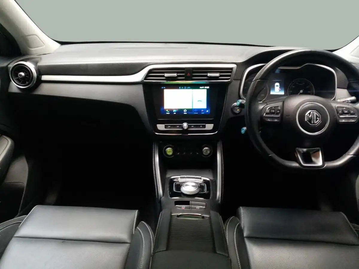 2021-mg-zs-suv-e-exclusive-ev-big-9