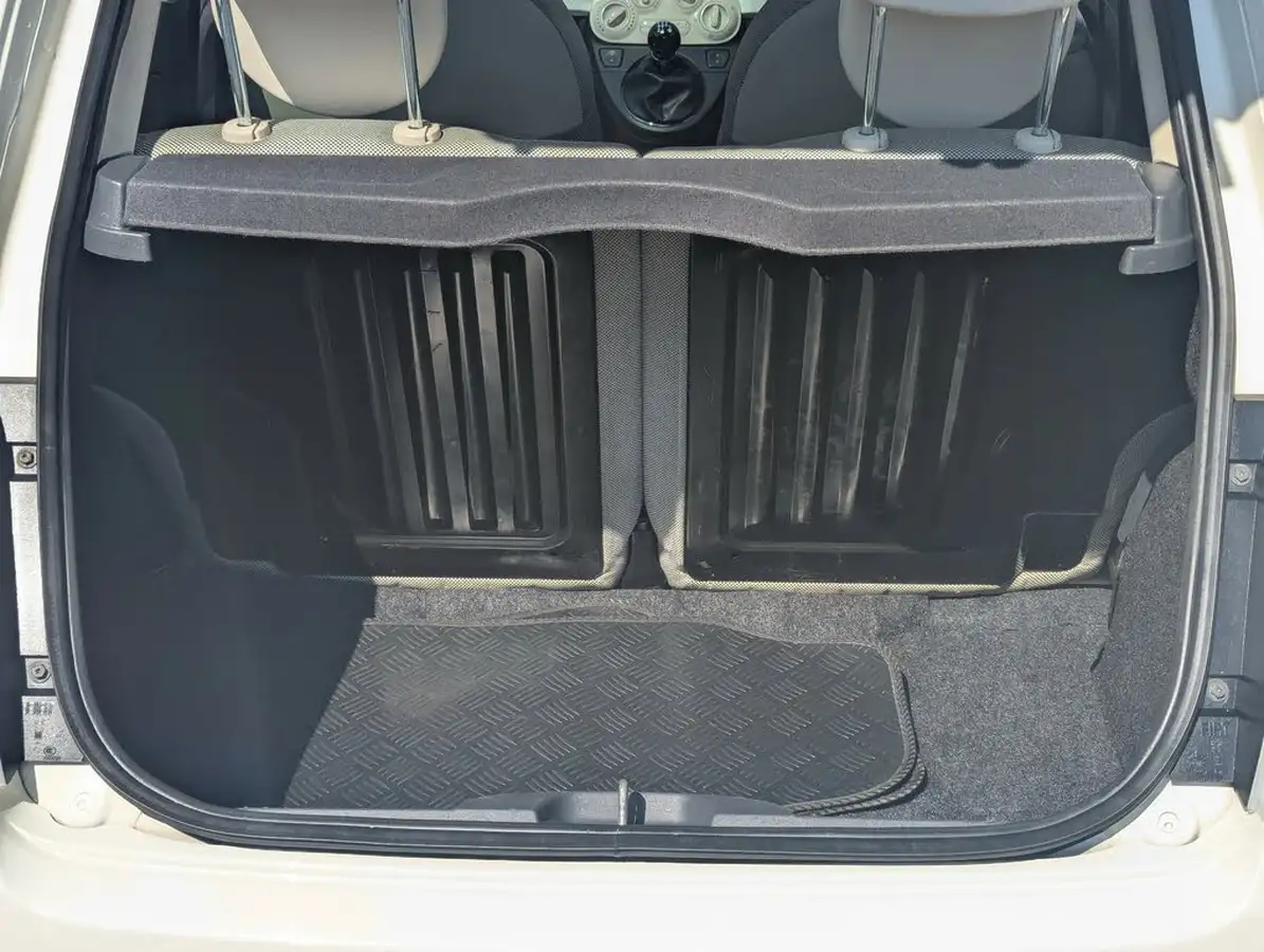 2011-fiat-500-12-lounge-big-8