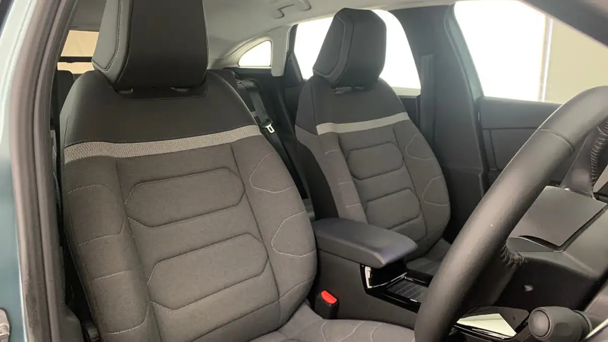 2023-citroen-c4-12-puretech-sense-plus-big-35