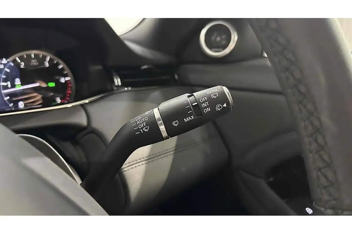 2022-land-rover-range-rover-evoque-20-d200-r-dynamic-se-big-35