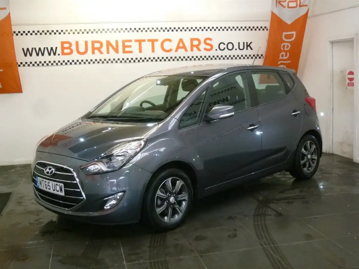 2015-hyundai-ix20-16-se-big-1