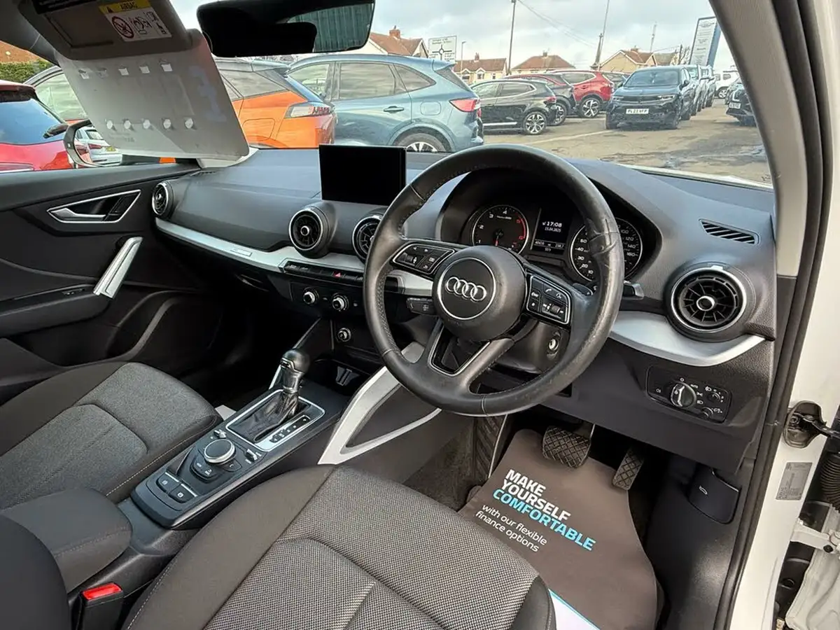 2019-audi-q2-16-30-tdi-sport-s-tronic-big-15