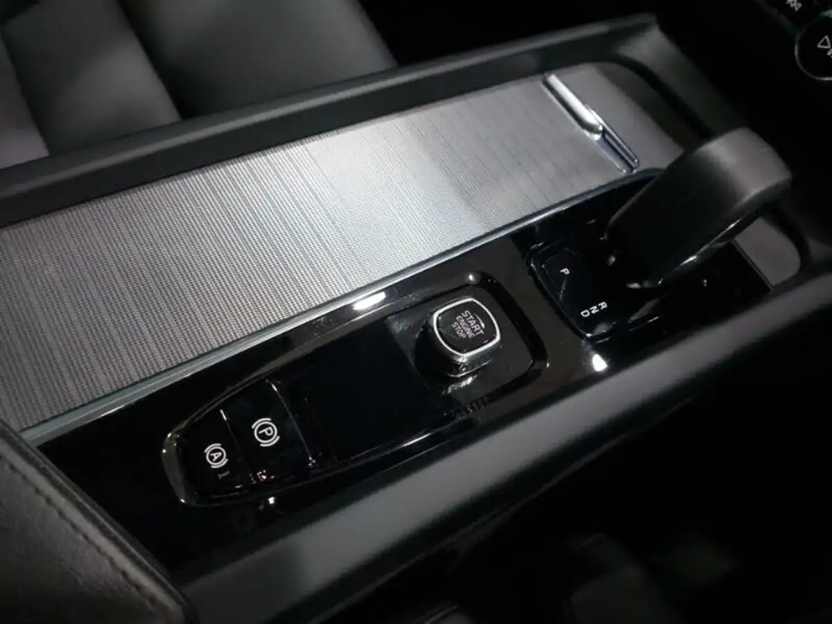 2023-volvo-xc60-20-b5-plus-big-16