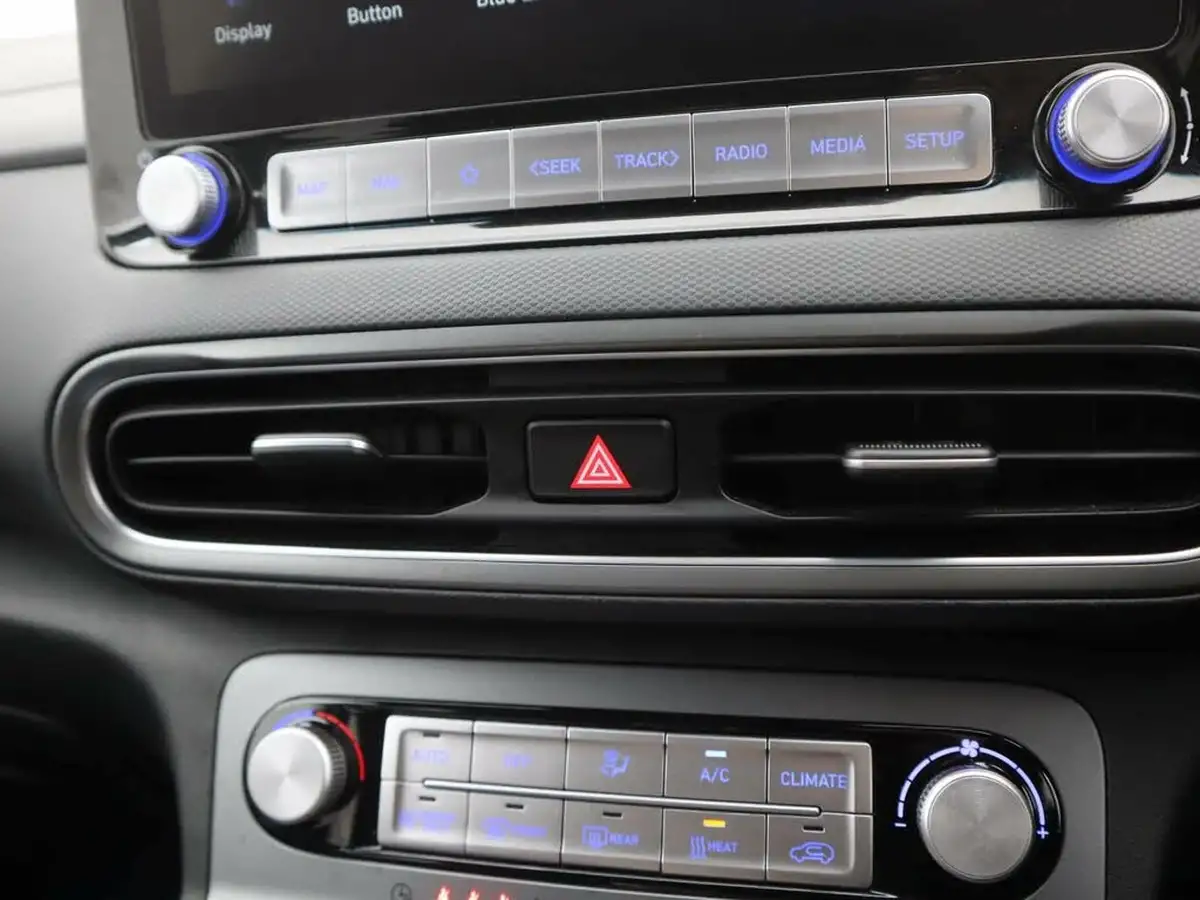 2021-hyundai-kona-e-premium-204ps-64kwh-7kw-obc-big-19
