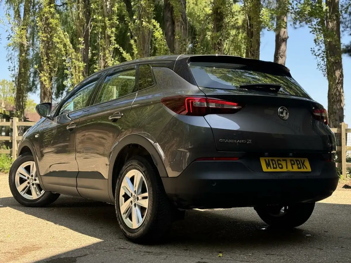 2018-vauxhall-grandland-x-12-se-132ps-big-23
