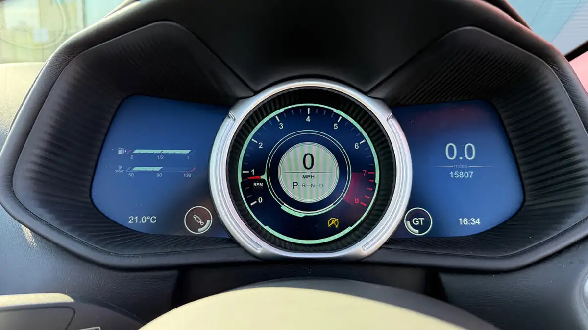 2018-aston-martin-db11-40-v8-big-5