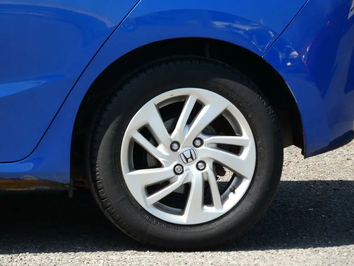 2016-honda-jazz-13-i-vtec-se-big-30