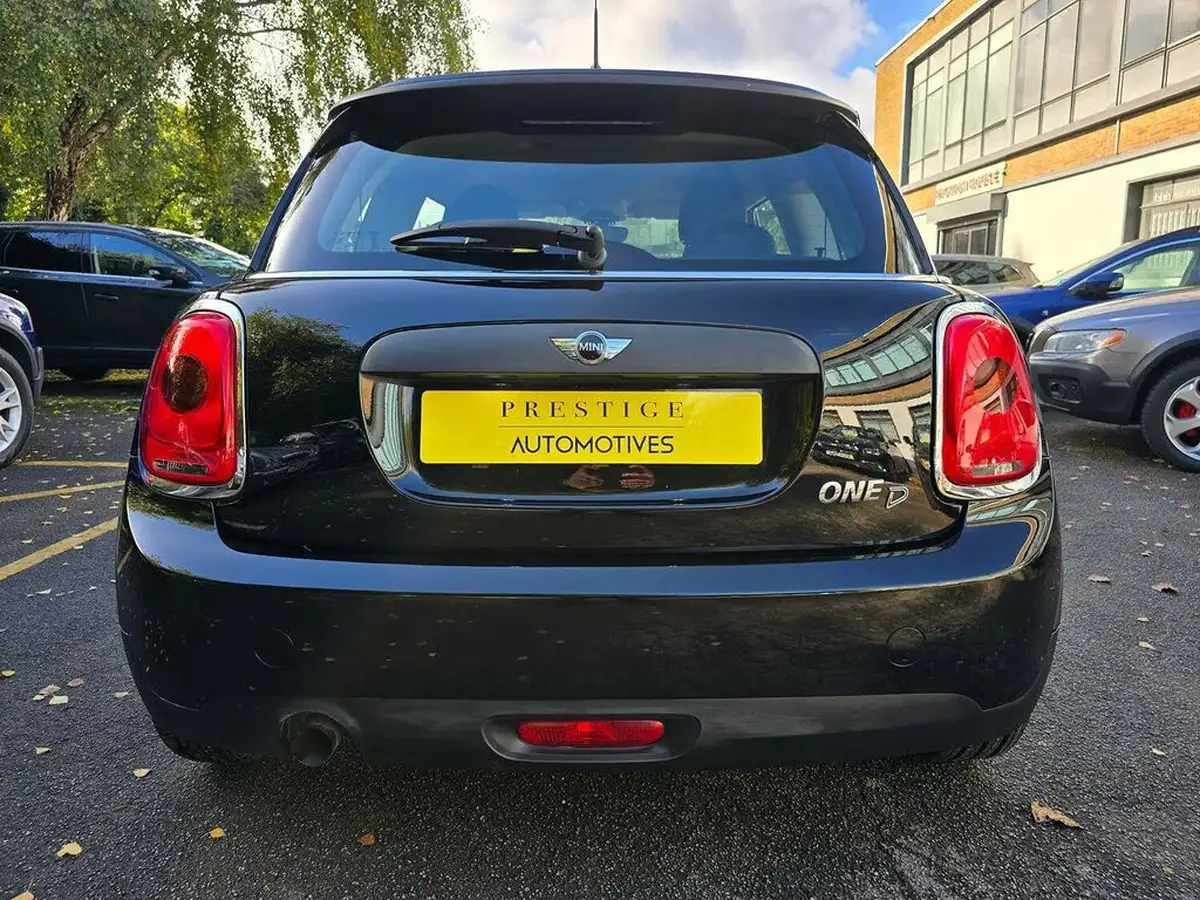 2014-mini-cooper-15td-one-d-98bhp-media-xlss-3d-big-40