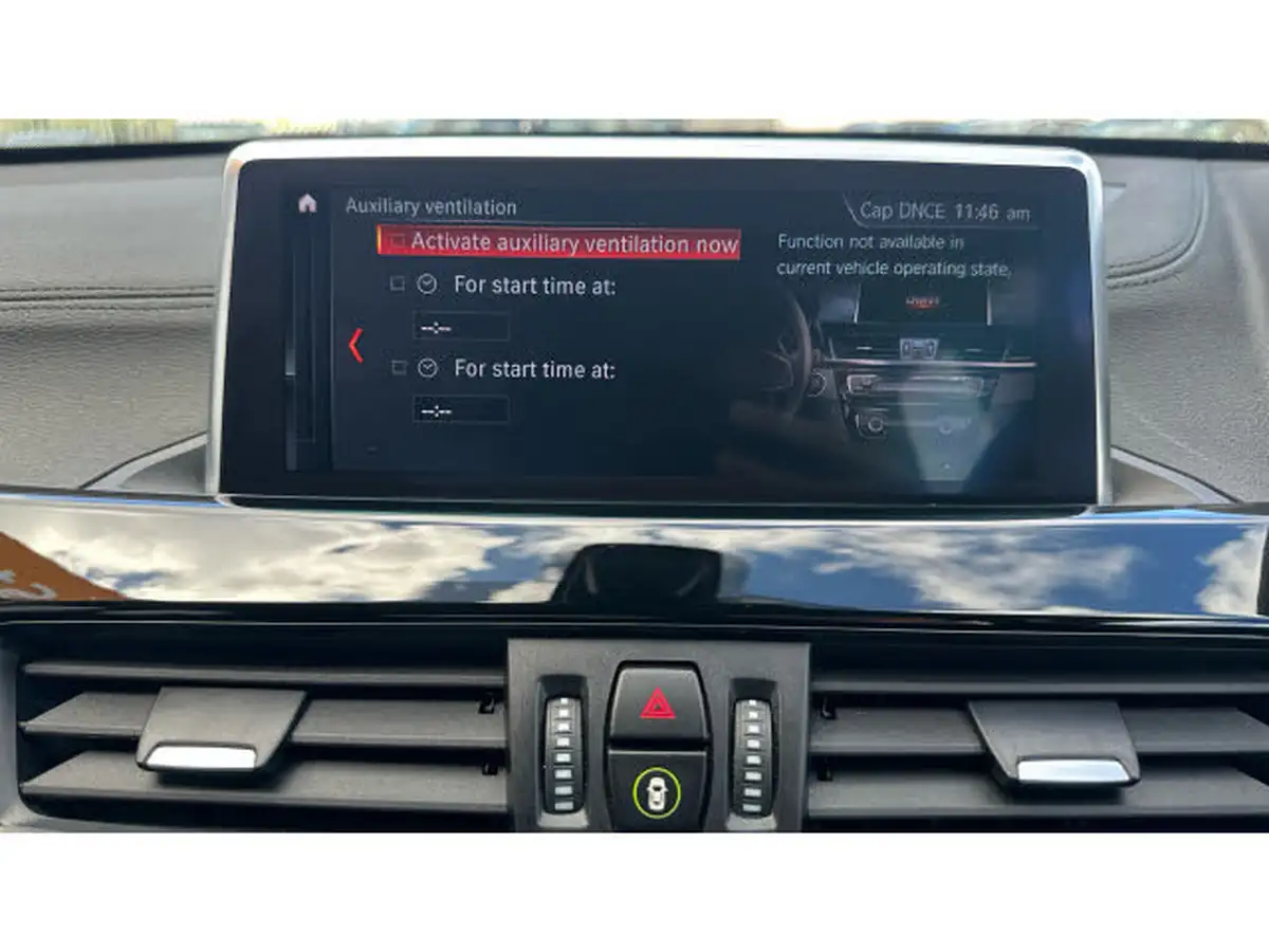 2021-bmw-x1-20-sdrive20i-xline-big-44