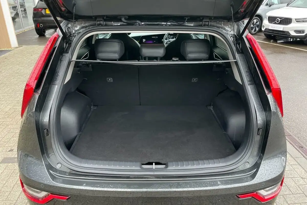 2022-kia-e-niro-ev-3-big-18