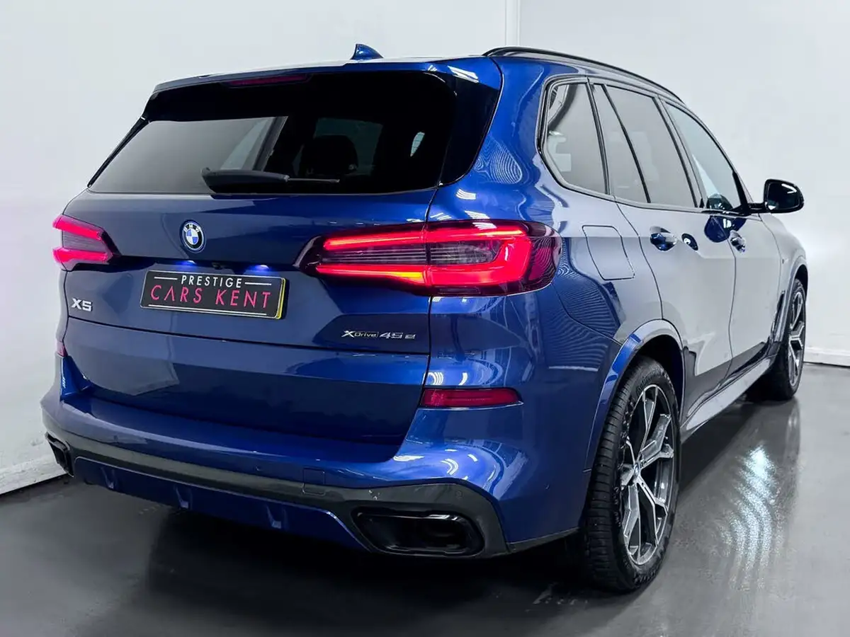 2022-bmw-x5-30-xdrive-45e-m-sport-394bhp-big-12