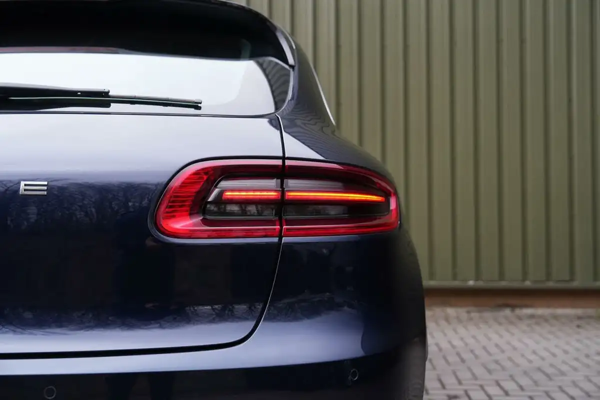 2016-porsche-macan-30td-s-big-69