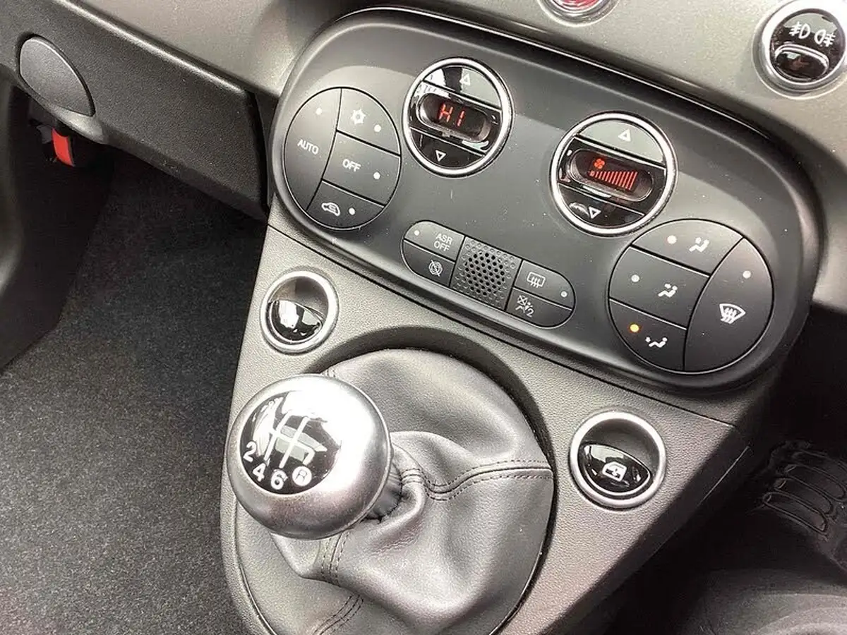 2021-fiat-500-10-rockstar-big-35