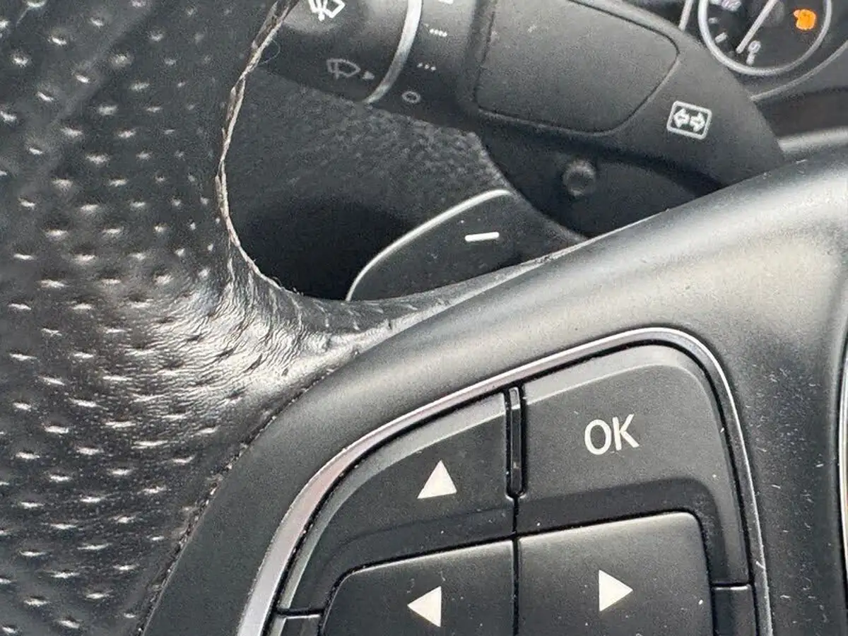 2021-mercedes-benz-vito-20cdi-114-progressive-l2-134bhpeu6dt-panel-1749cc-9g-tronic-big-36