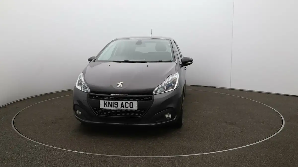 2019-peugeot-208-12-puretech-gt-line-110bhp-big-31
