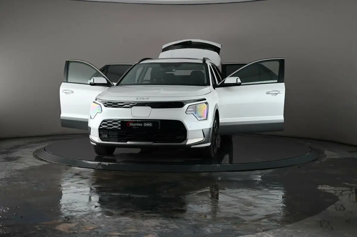 2022-kia-niro-ev-e-4-big-37