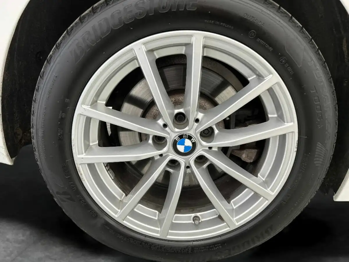 2021-bmw-3-series-20-330e-se-pro-saloon-4d-big-10