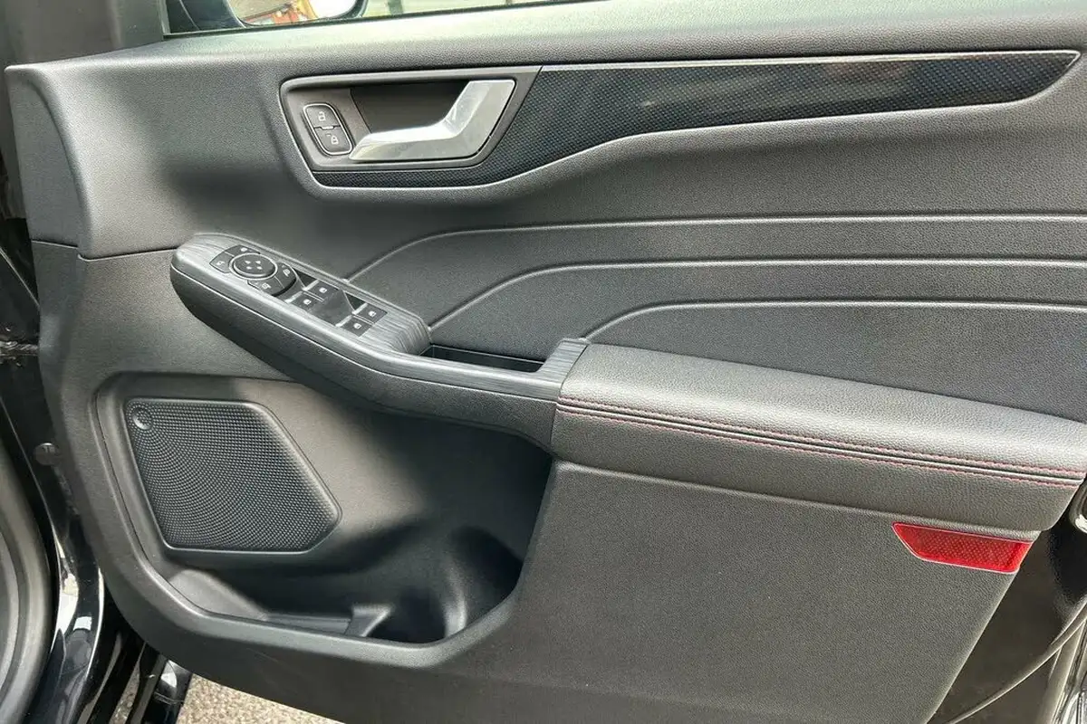 2022-ford-kuga-25t-st-line-x-edition-225ps-phev-big-44