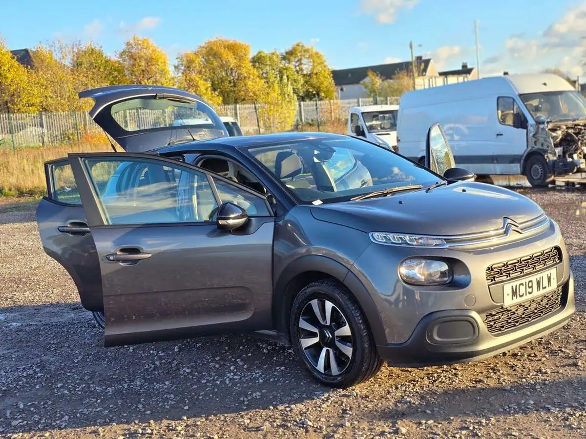 2019-citroen-c3-12-puretech-feel-82ps-big-15