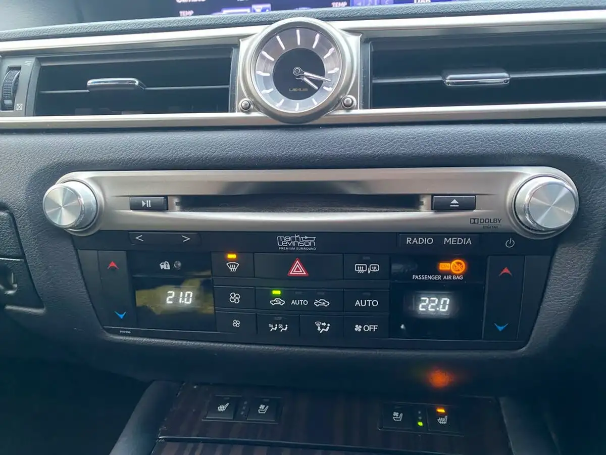 2013-lexus-gs-450h-35-premier-auto-big-18