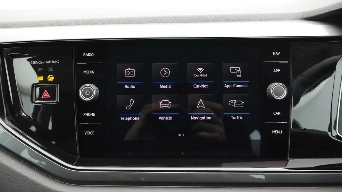 2020-volkswagen-polo-10-tsi-sel-115ps-dsg-big-11