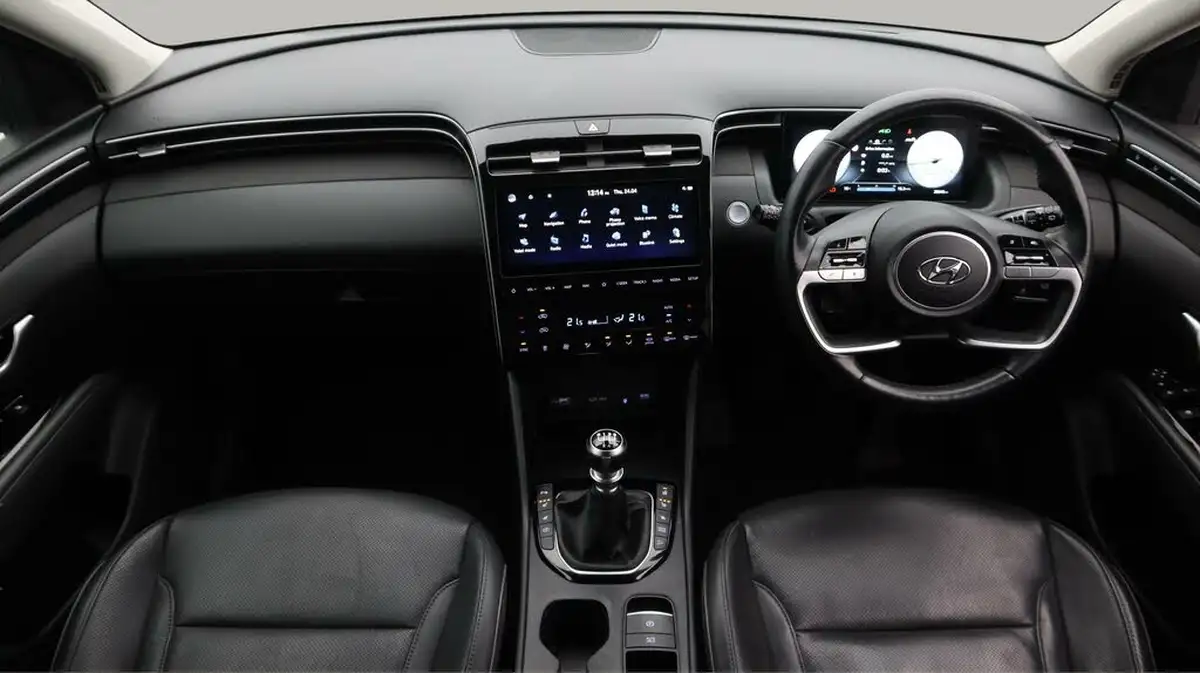 2022-hyundai-tucson-16-t-gdi-ultimate-150ps-big-13