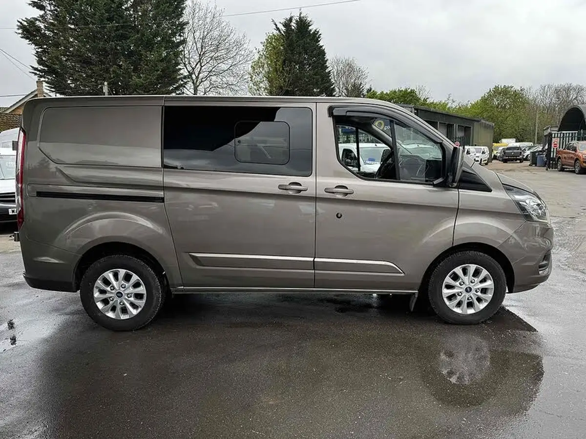 2018-ford-transit-custom-20tdci-320-l1h1-limited-130pseu6-double-cab-in-van-big-2