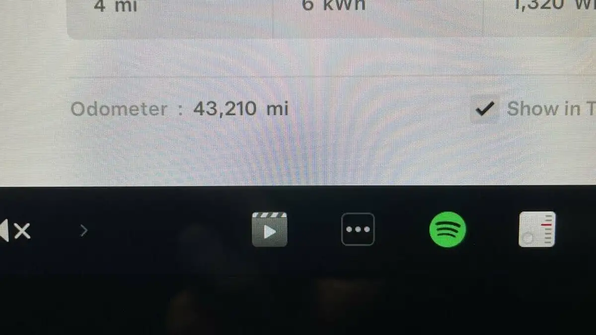 2020-tesla-model-3-e-standard-plus-big-26