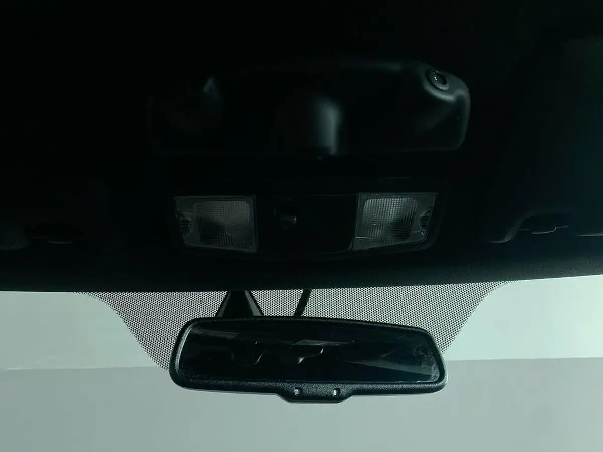 2020-mitsubishi-outlander-24-4h-phev-big-17