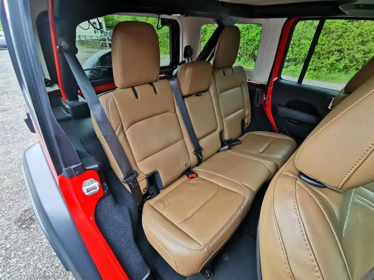 2020-jeep-wrangler-20-gme-rubicon-hard-5d-big-32