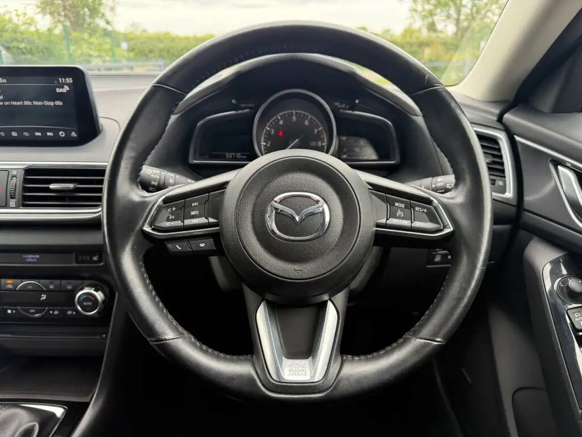 2017-mazda-mazda3-20-sport-nav-120ps-hatchback-5d-big-31