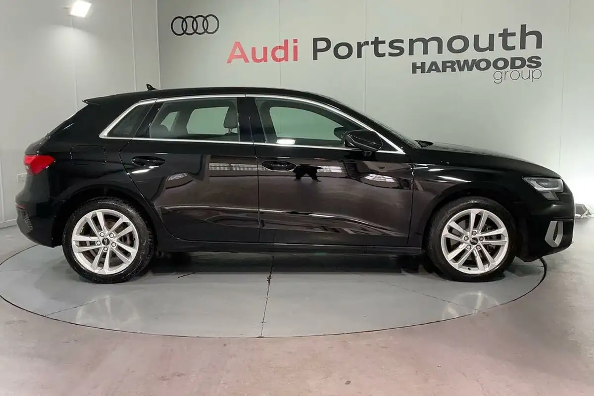 2023-audi-a3-14-40-tfsi-e-sport-big-1