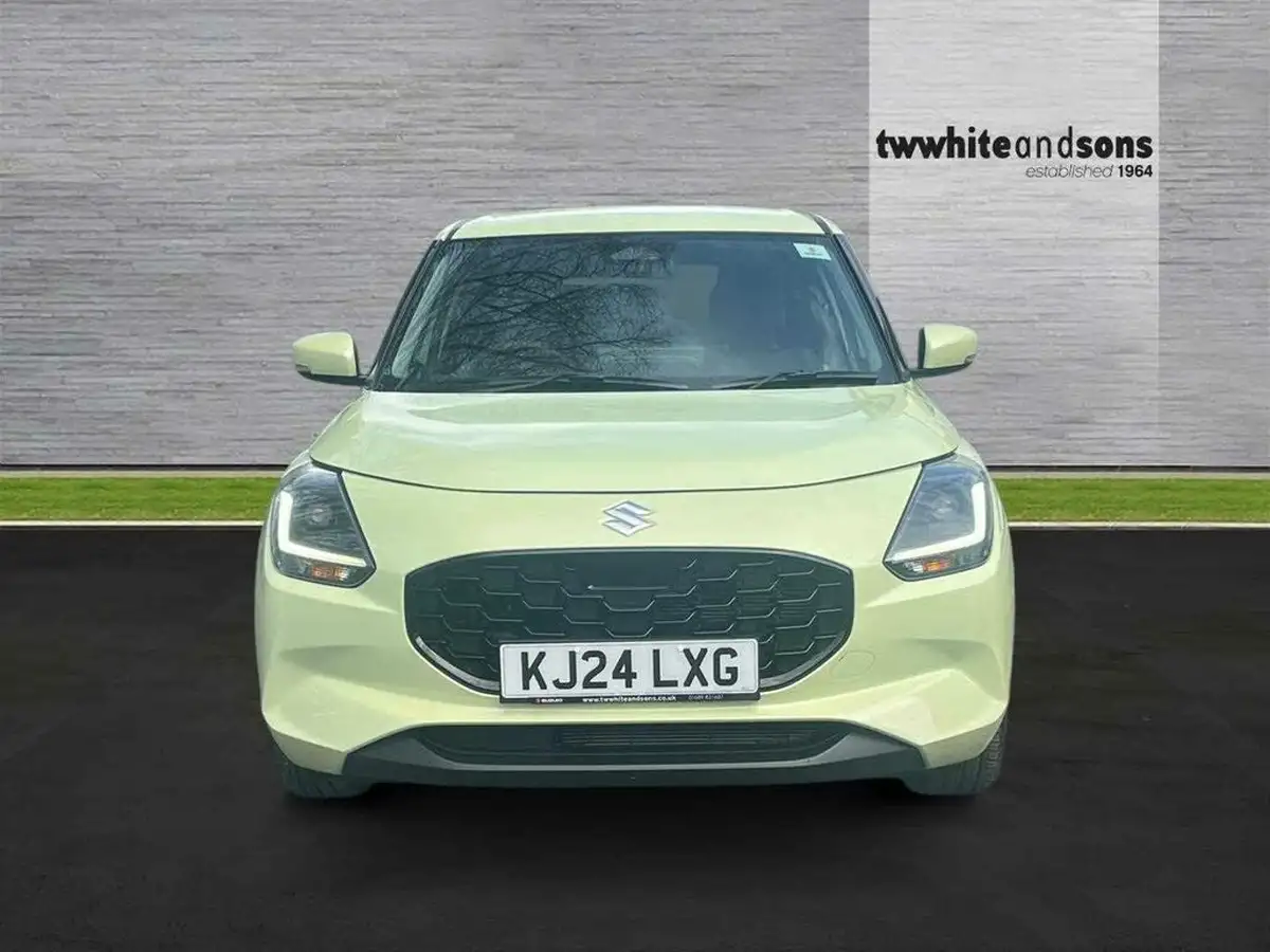 2024-suzuki-swift-12-ultra-cvt-big-1