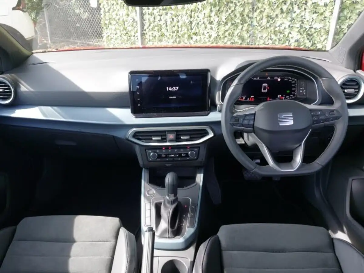 2024-seat-arona-10-tsi-xperience-lux-115ps-dsg-big-2