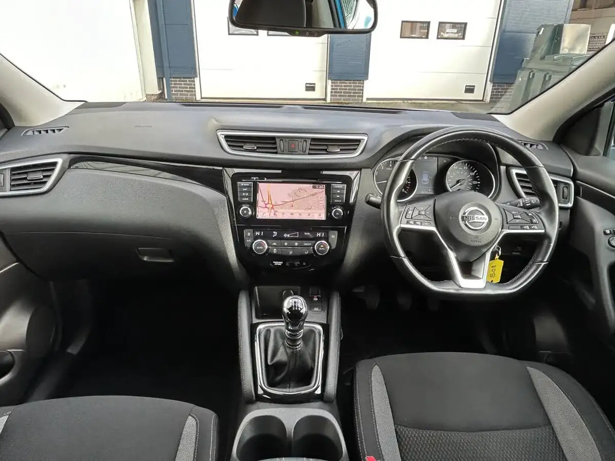 2020-nissan-qashqai-13-dig-t-acenta-premium-140ps-big-4