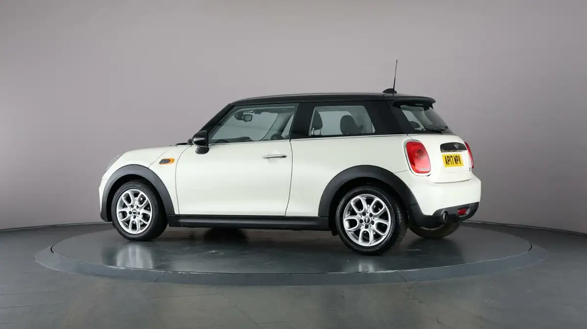 2017-mini-cooper-15-cooper-ss-hatchback-3d-big-70