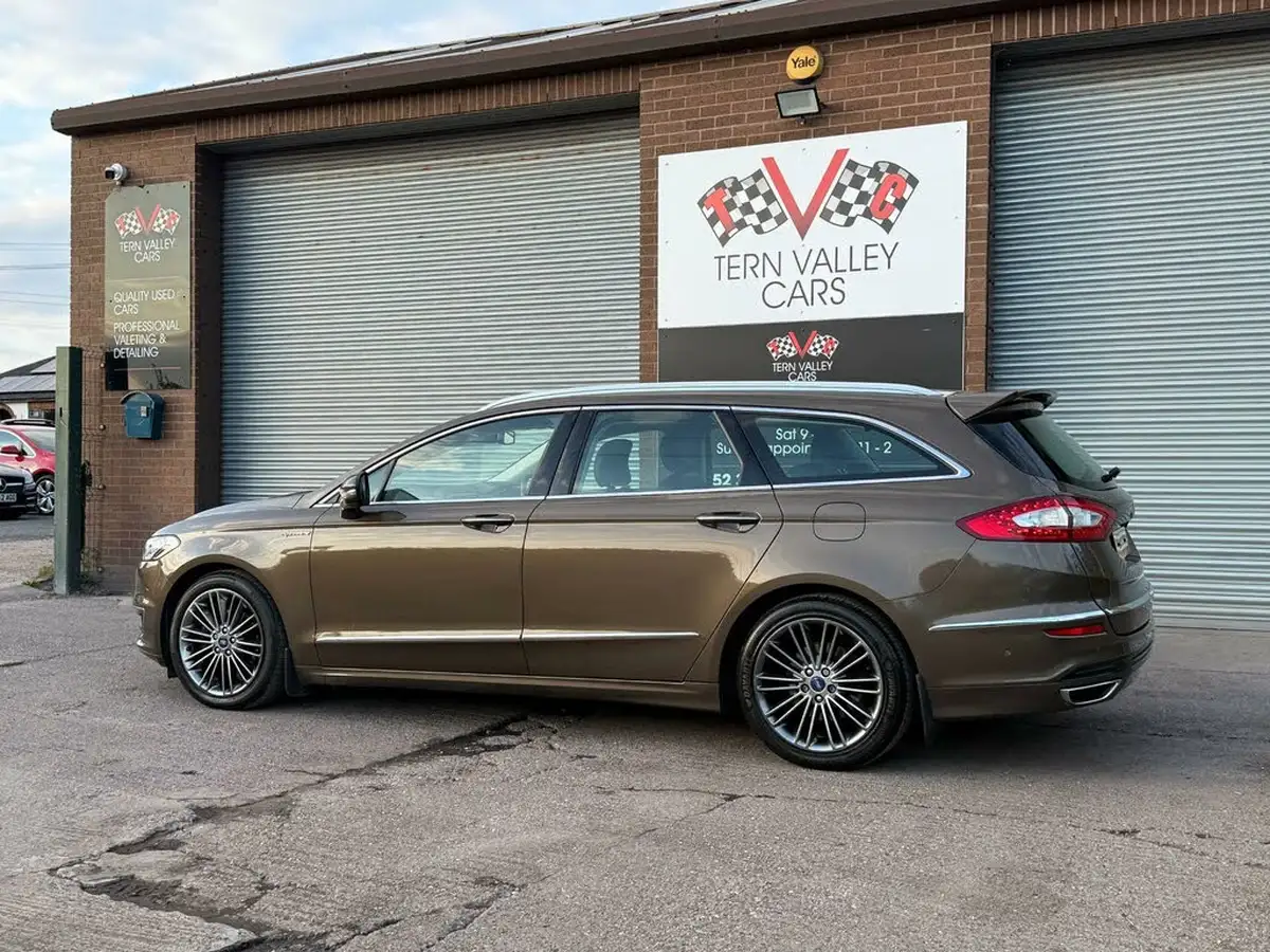 2016-ford-mondeo-20tdci-vignale-210ps-estate-5d-powershift-big-52