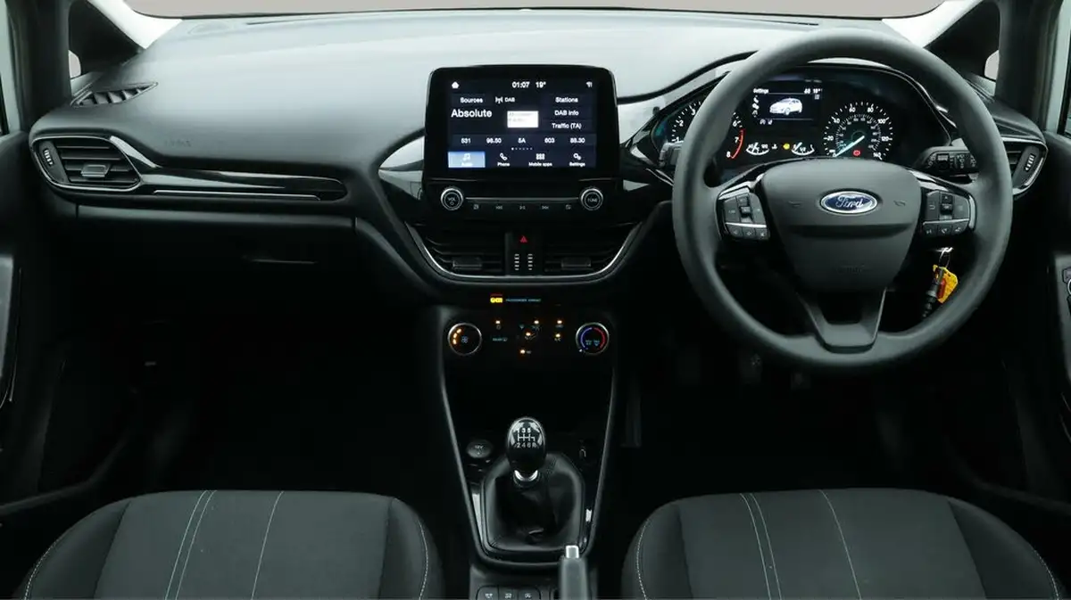 2020-ford-fiesta-10t-trend-95ps-5d-big-13