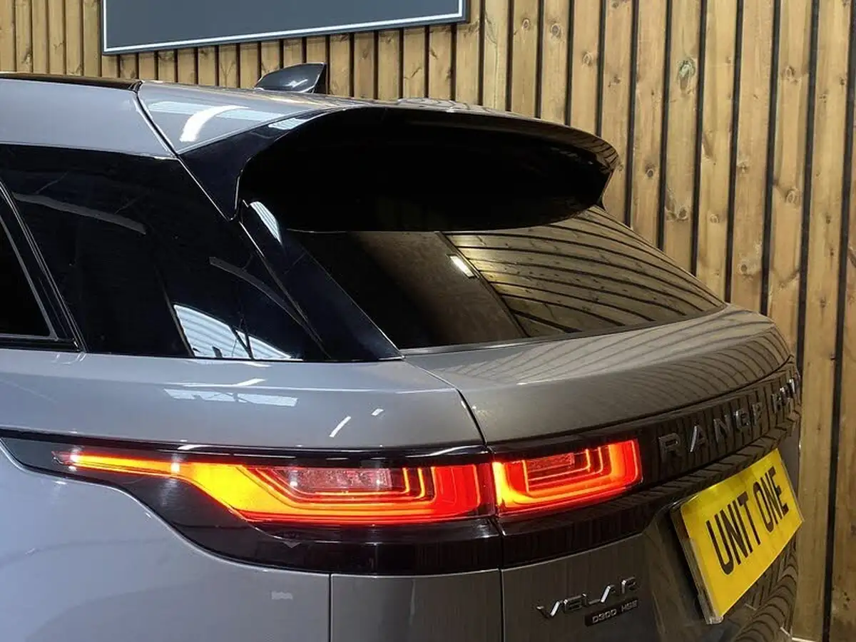 2019-land-rover-range-rover-velar-30-d300-r-dynamic-hse-big-13