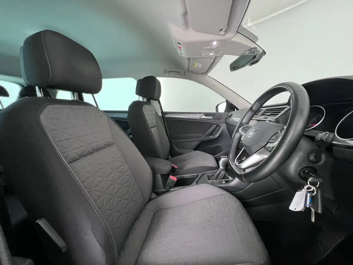 2021-volkswagen-tiguan-15-tsi-life-150ps-dsg-big-13