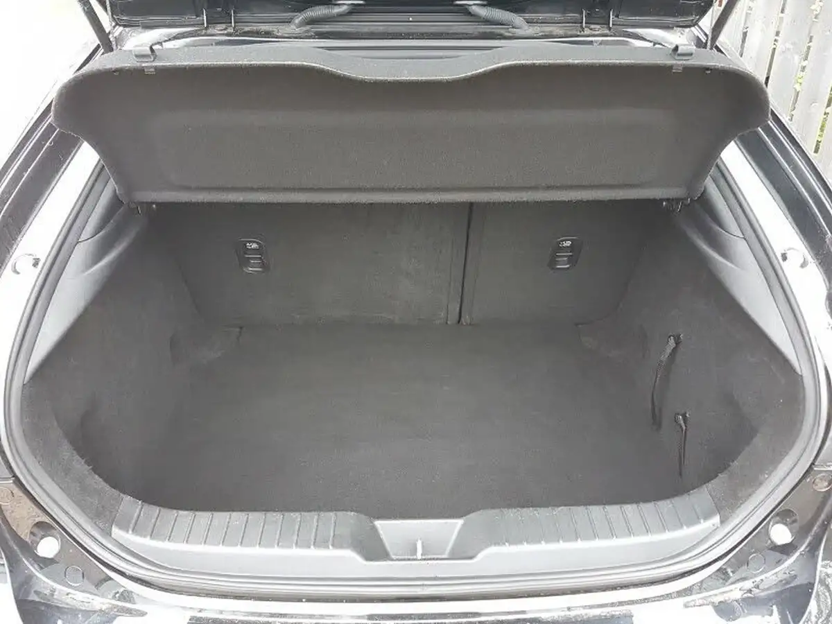 2021-mazda-mazda3-20-gt-sport-122ps-hatchback-5d-big-7