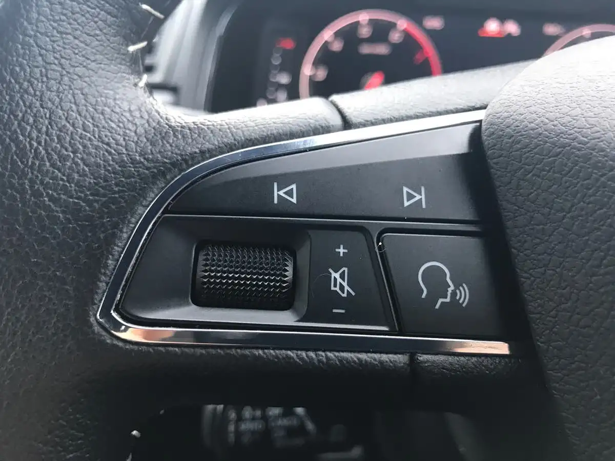2021-seat-arona-10-tsi-xcellence-lux-110ps-big-20