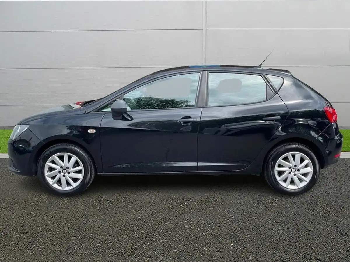 2017-seat-ibiza-10-sol-hatchback-5d-big-3