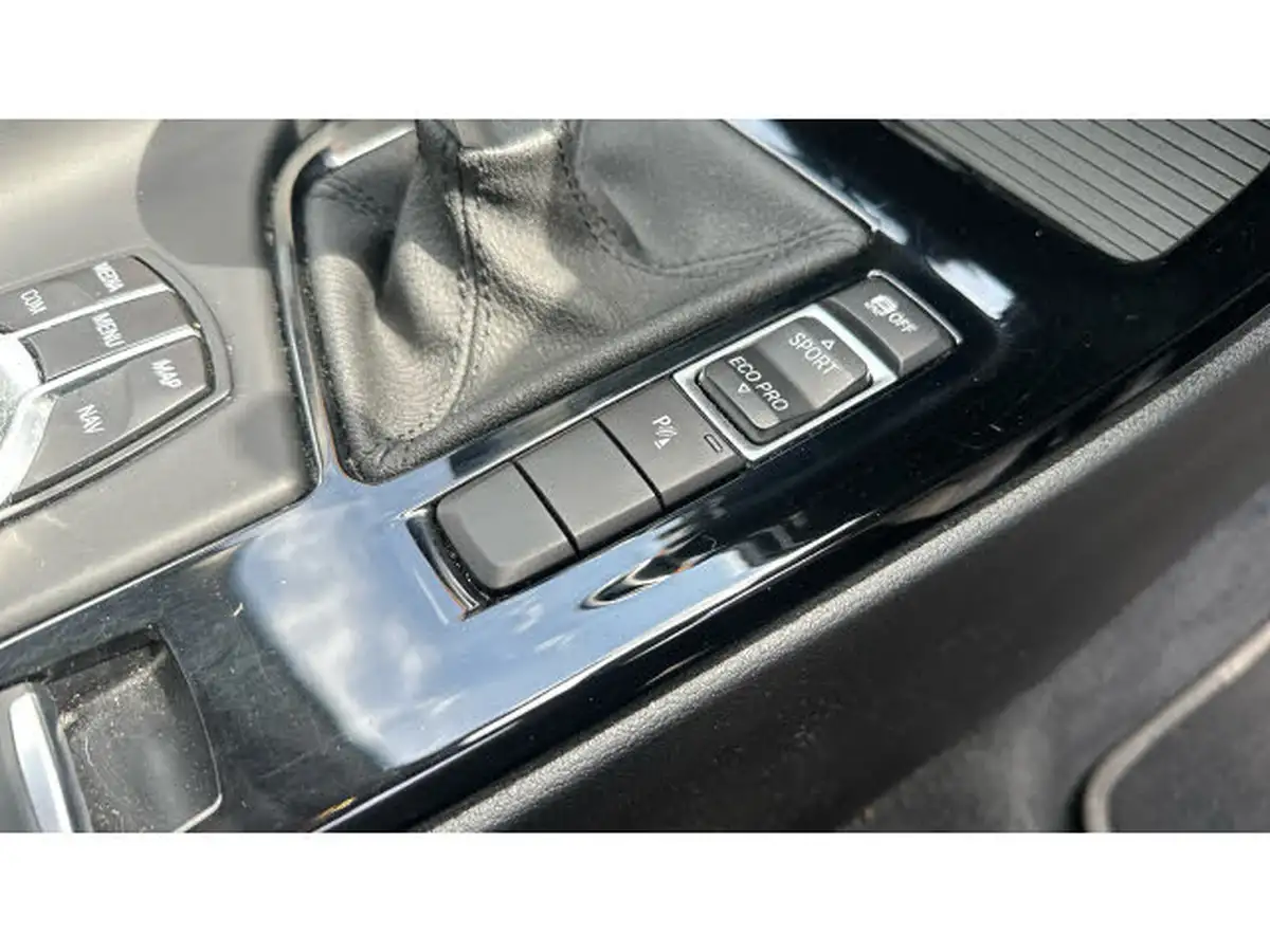 2022-bmw-x1-20td-sdrive18d-xline-sport-auto-big-18